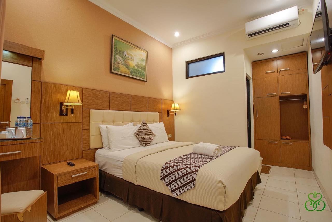 Selaras Syariah Hotel *